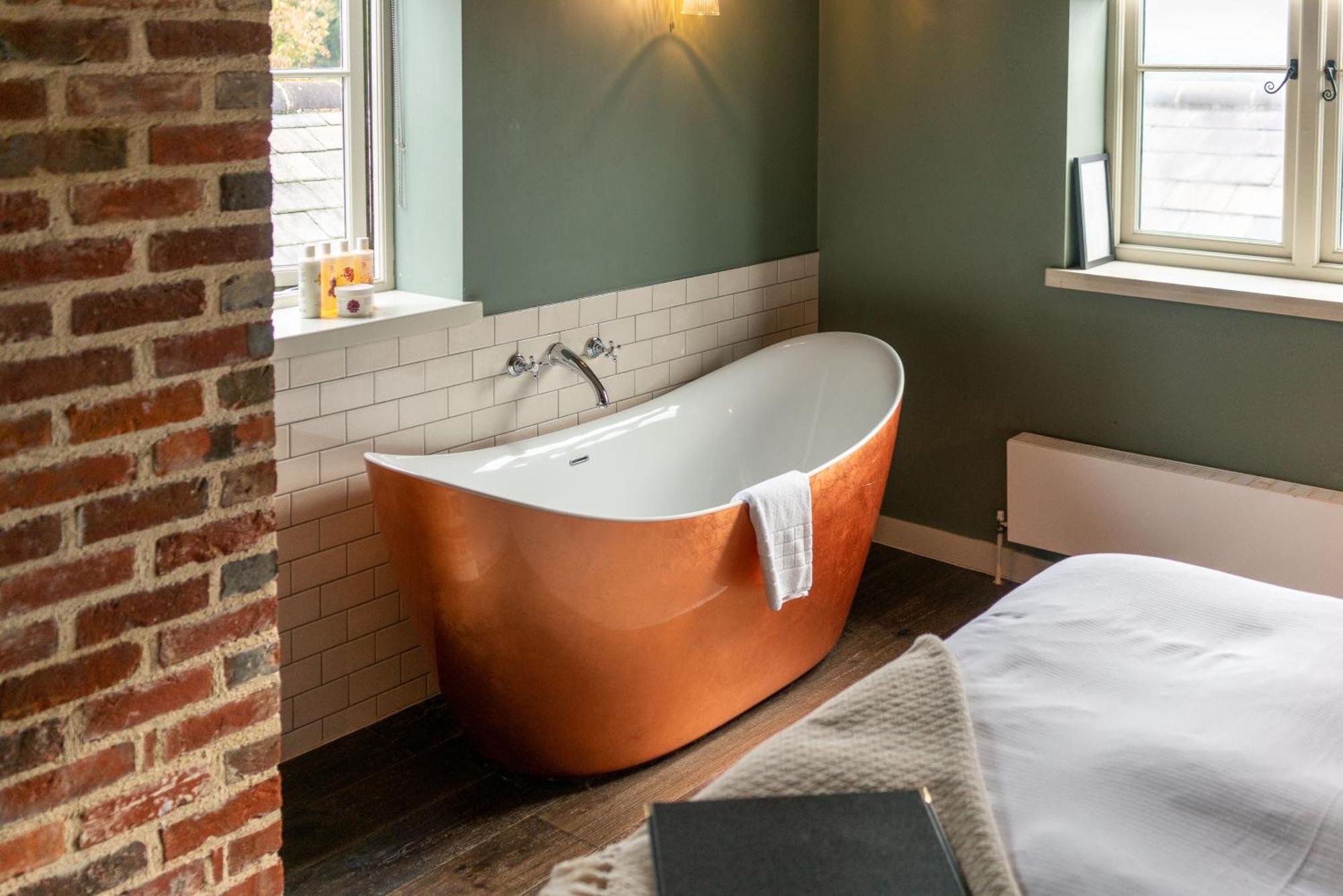 Bed and Breakfast The Welldiggers Arms Петвёт Экстерьер фото