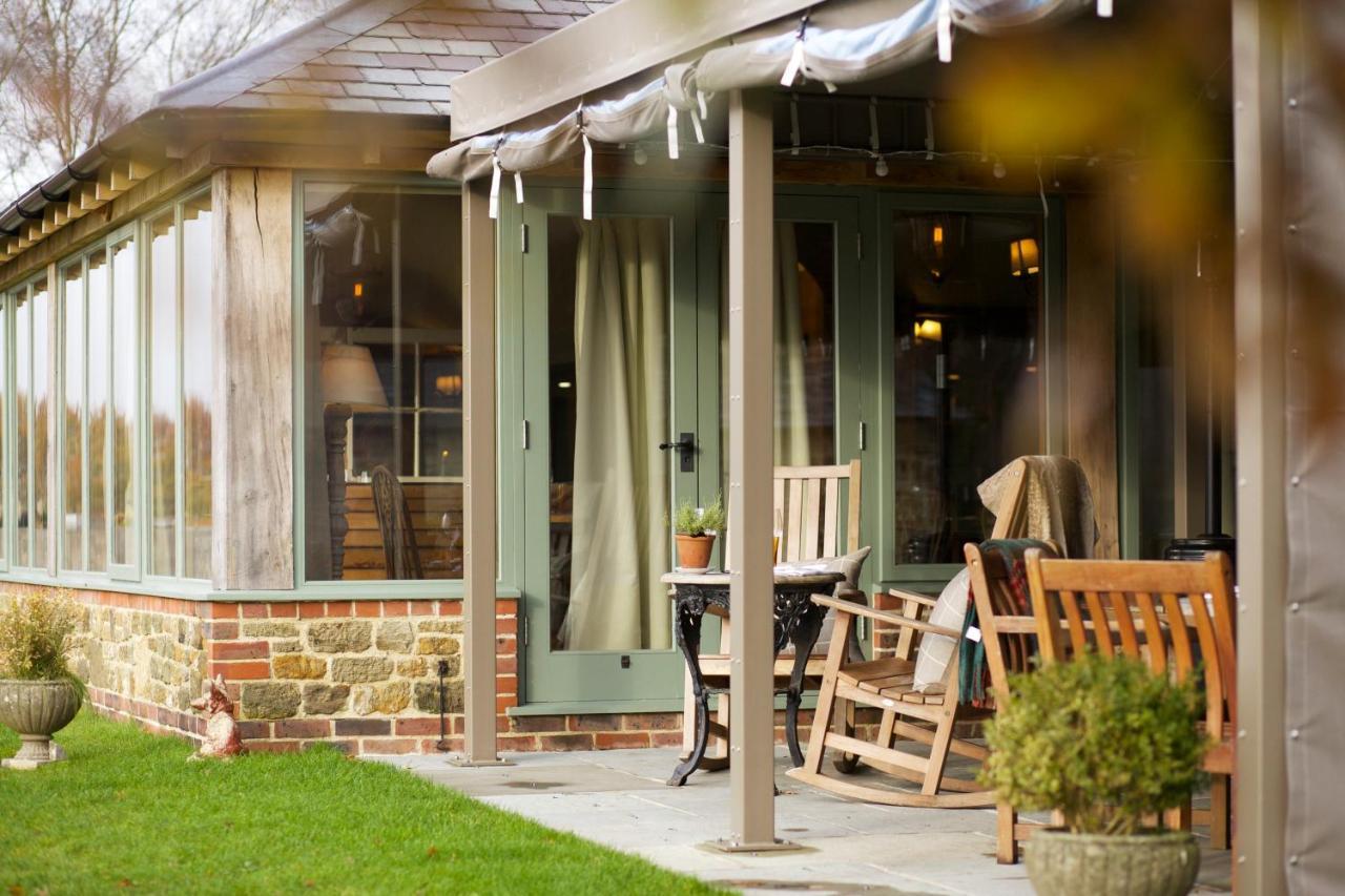 Bed and Breakfast The Welldiggers Arms Петвёт Экстерьер фото